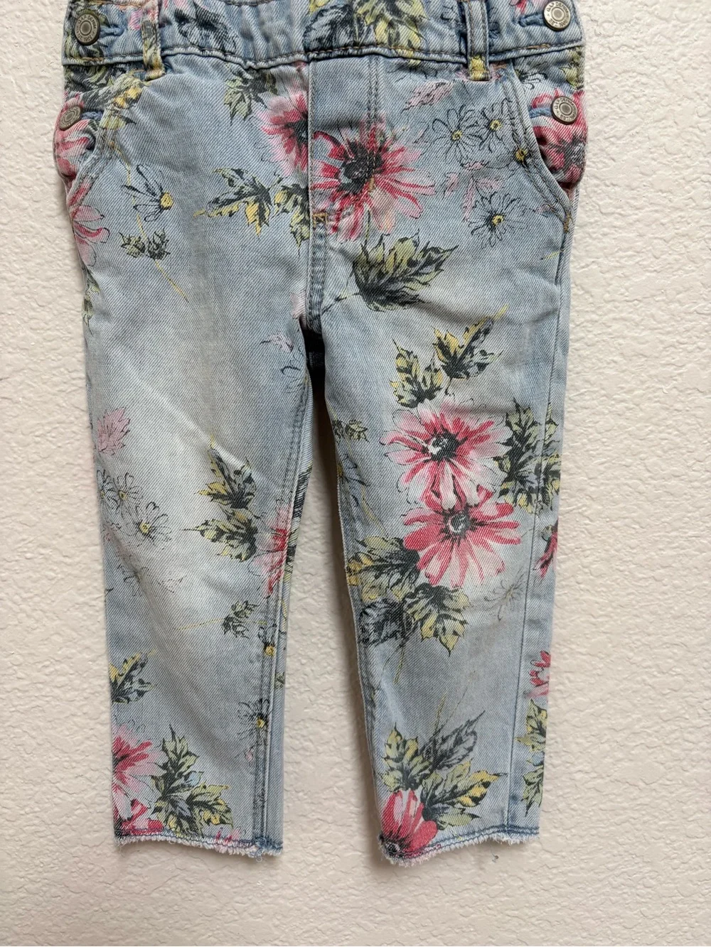 GAP Toddler Girls Floral Print Light Blue Denim Overalls 100% Cotton 3T